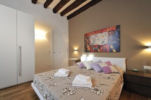 Lägenhet - 1 sovrum | 1 sovrum, strykjärn/strykbräda, gratis wi-fi och sängkläder