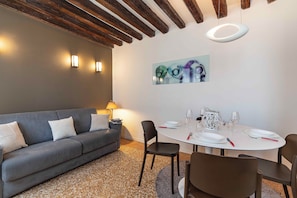 Apartment, 2 Bedrooms | Living area
