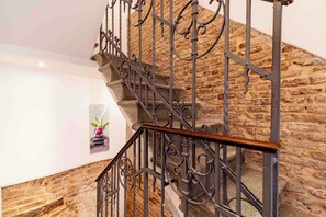 Interior detail - Majestic Rialto House by Wonderful Italy (Venice)