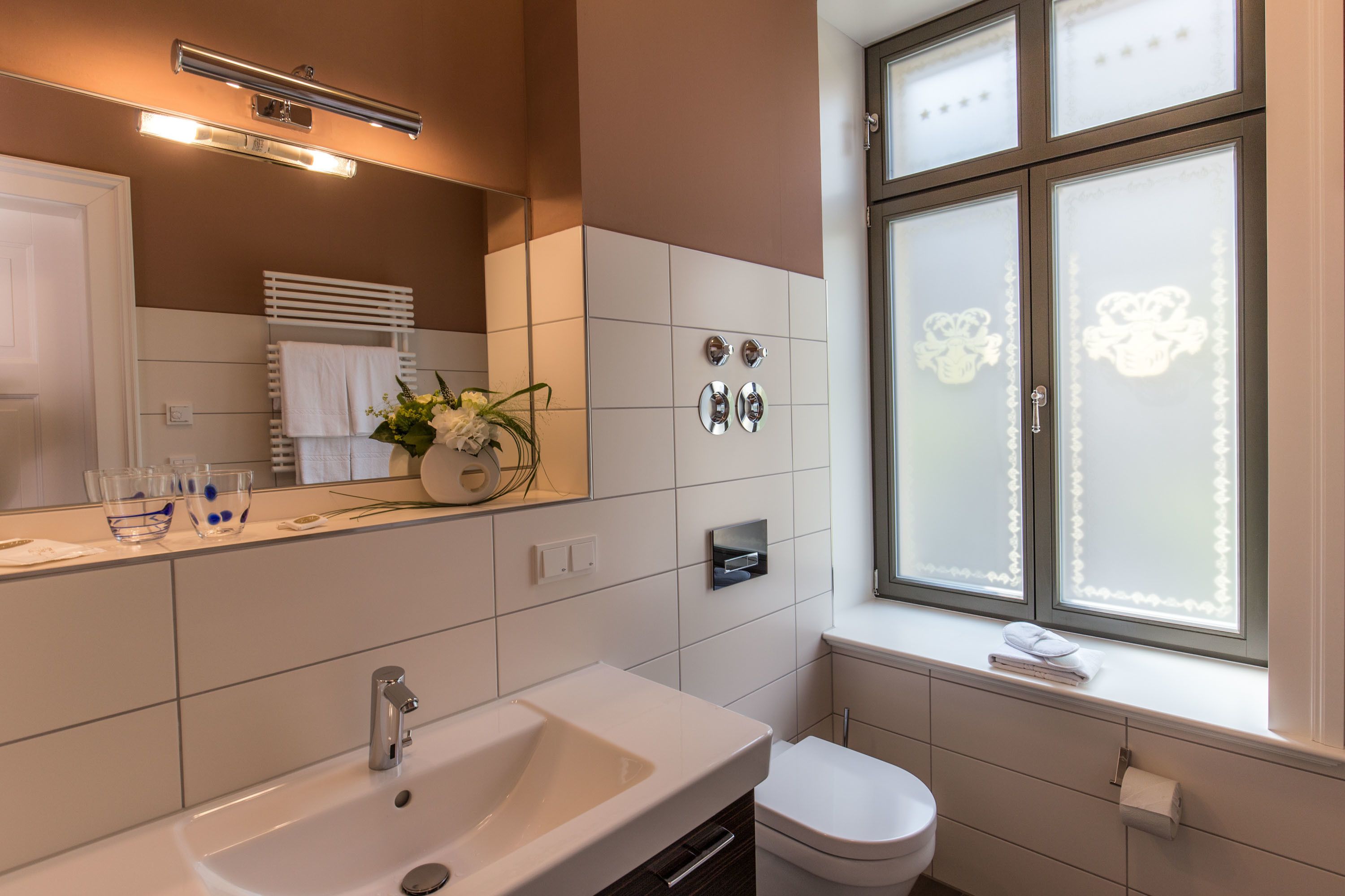 superior double room | bathroom | free toiletries, hair dryer, slippers, towels