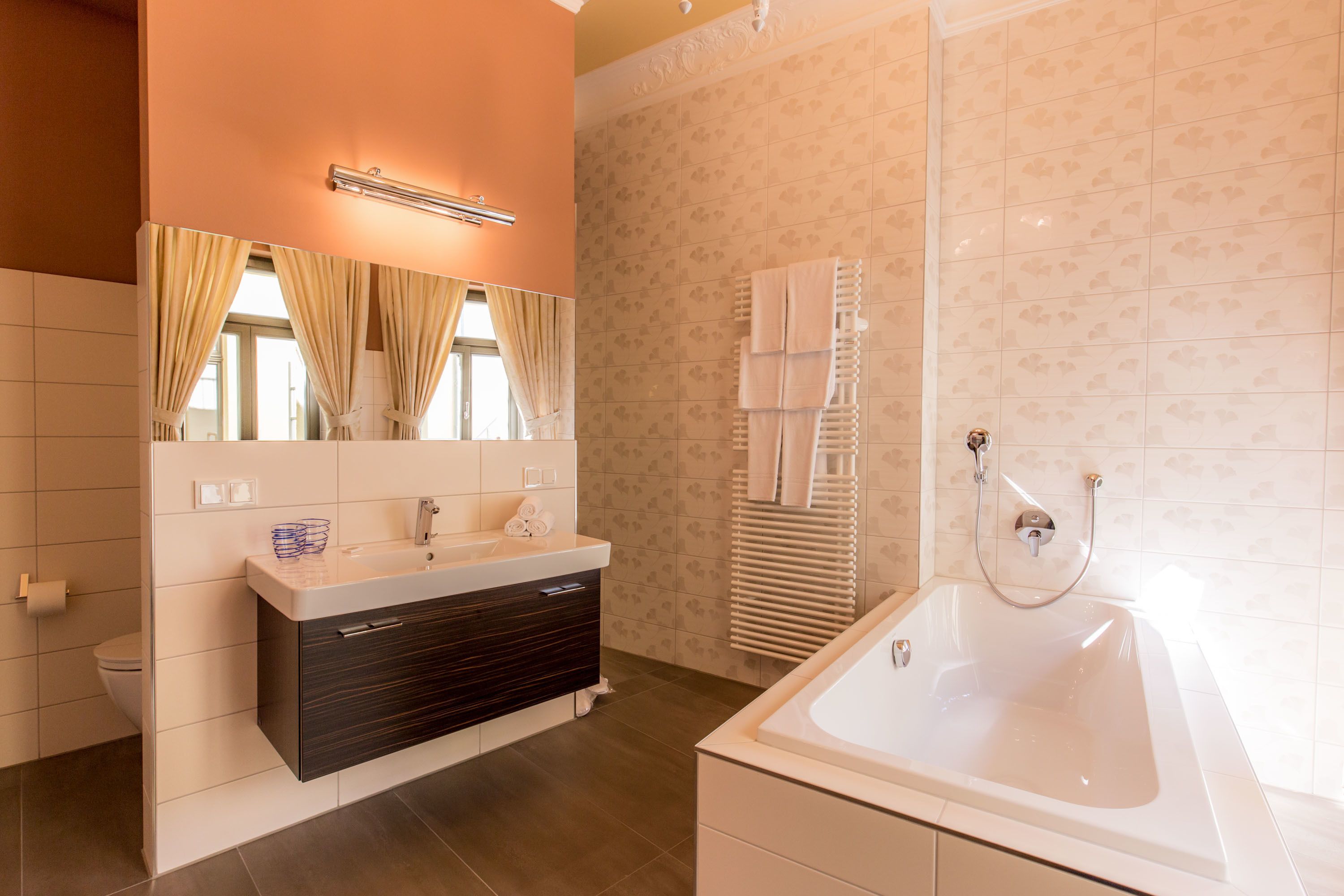 suite (numana) | bathroom | free toiletries, hair dryer, slippers, towels