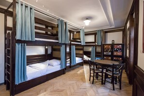 1 bedroom, desk, free WiFi