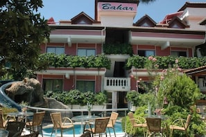Front of property - Bahar Apart (Marmaris)