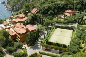 Tennis court - Hotel Il Pellicano (Monte Argentario)