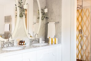Iconic Suite | Bathroom - Hotel Il Pellicano (Monte Argentario)