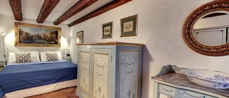 Apartment, 1 Bedroom | 2 bedrooms, iron/ironing board, cribs/infant beds, free WiFi