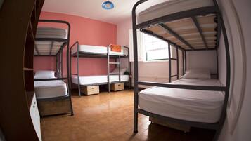 Dormitório compartilhado, em dormitório misto, banheiro compartilhado (1 cama-bed) | Wi-Fi de cortesia, roupa de cama