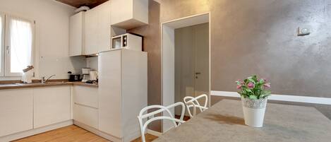 Apartment, 2 Bedrooms | Living area