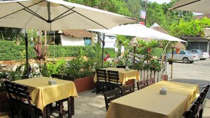 Unclassified image, 5 of 42, button - VJ Island View (Ko Chang)