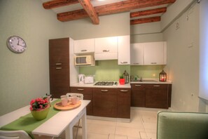 公寓, 2 间卧室 | 私人厨房 | 冰箱、微波炉、炉灶、洗碗机