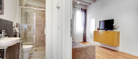 Appartement, 1 chambre | Restauration dans la chambre