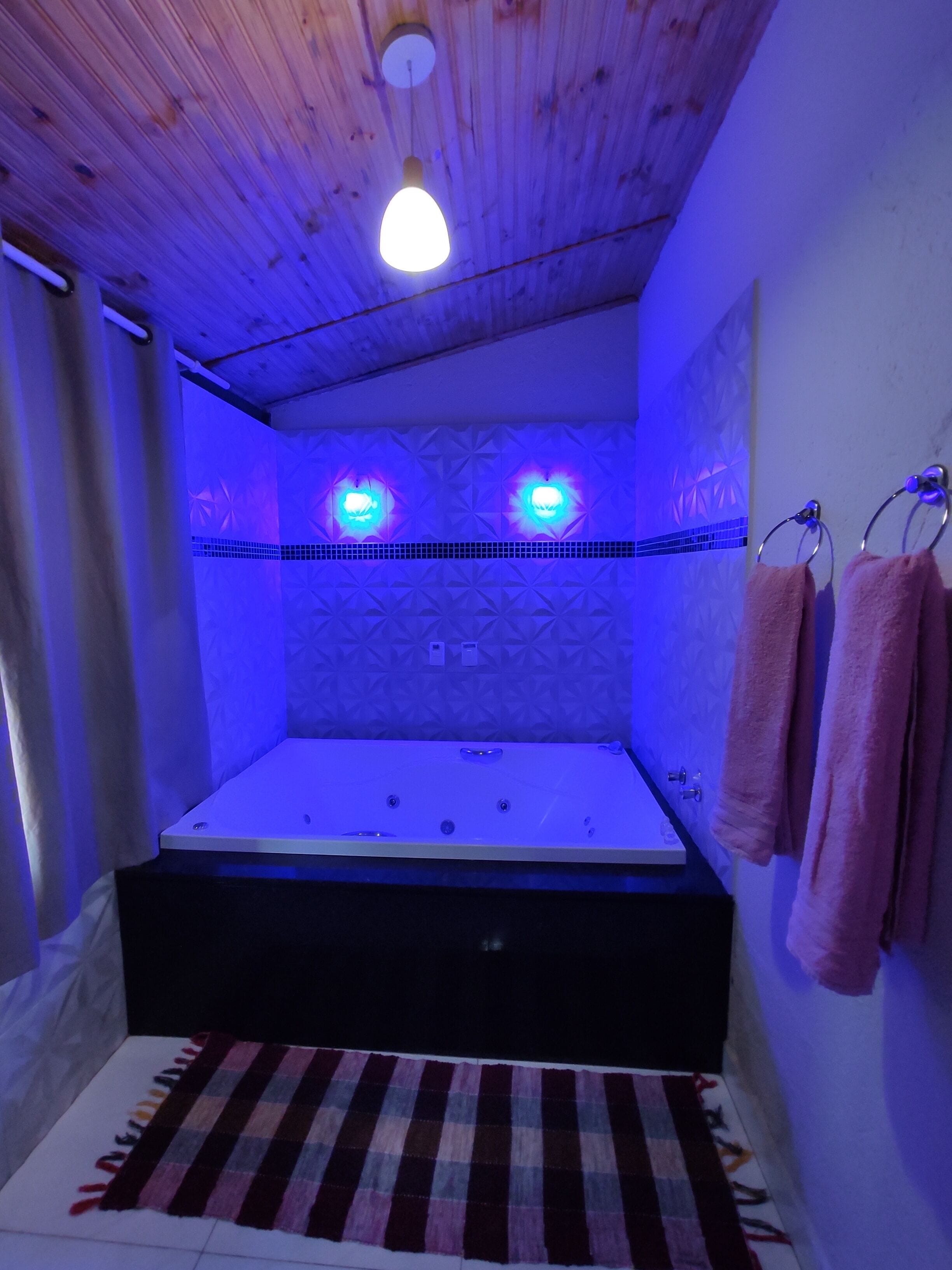 Superior Double Room, 1 Queen Bed, Jetted Tub