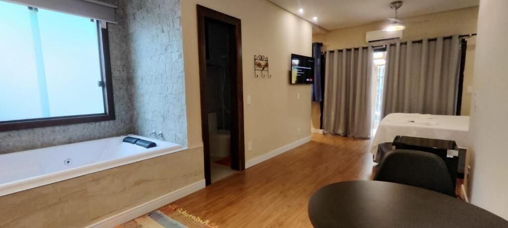 Superior-dobbeltværelse - 1 queensize-seng - boblebad - stueetage | Gratis Wi-Fi, sengetøj