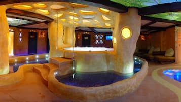 Indoor pool, outdoor pool