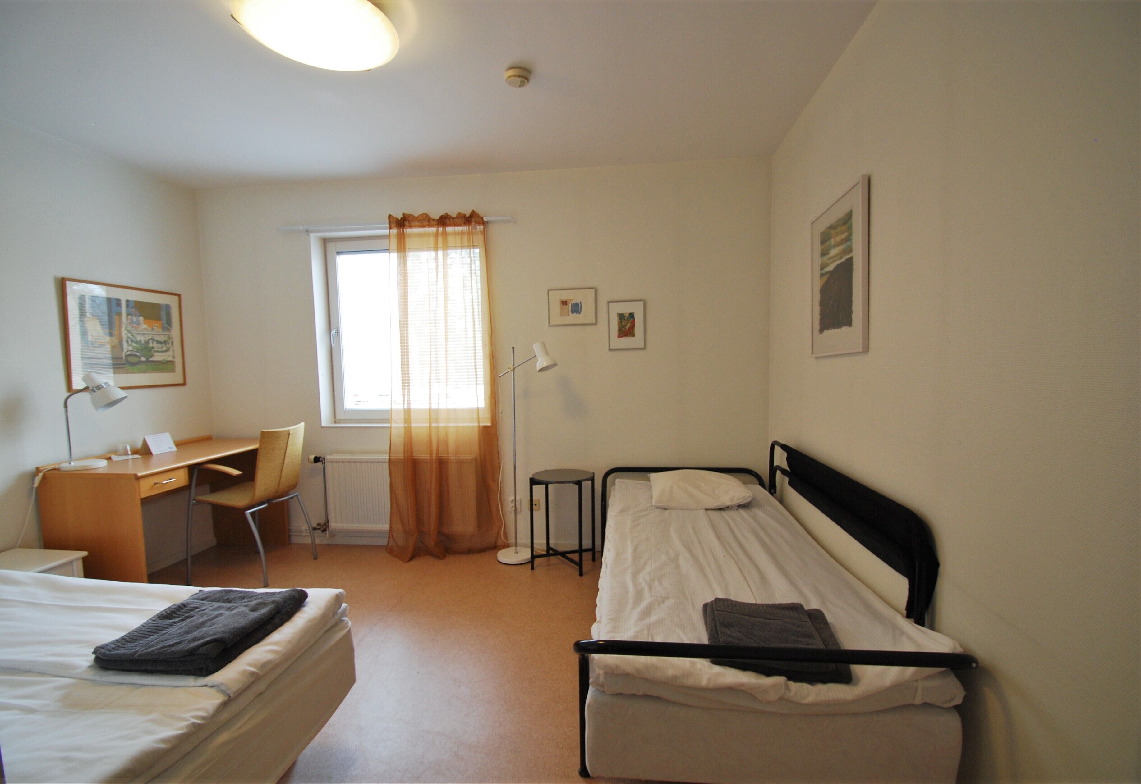 Twin Room (Kursgården no pets allowed) | Wifi gratis y ropa de cama