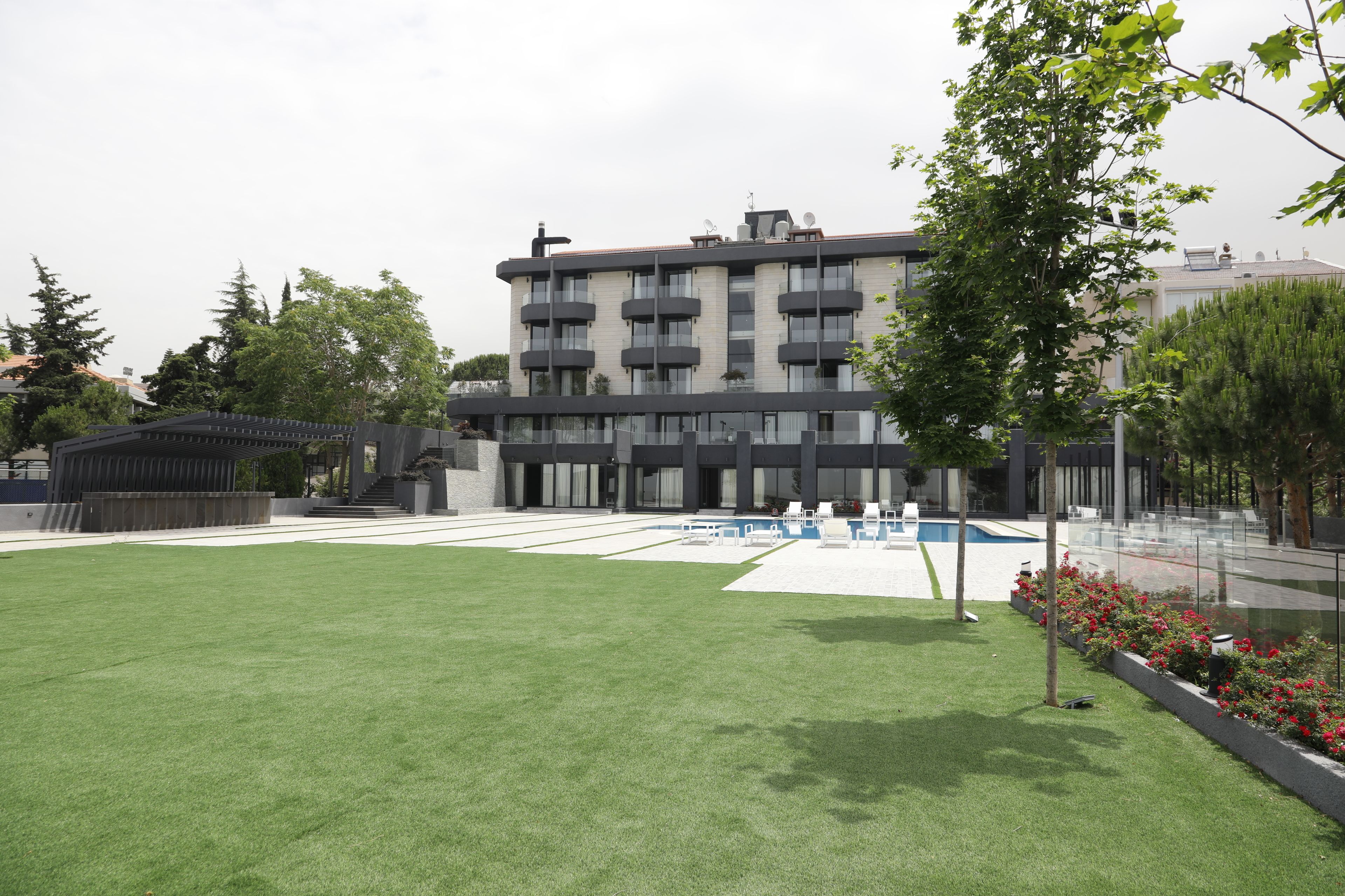 Indoor pool, outdoor pool, sun loungers