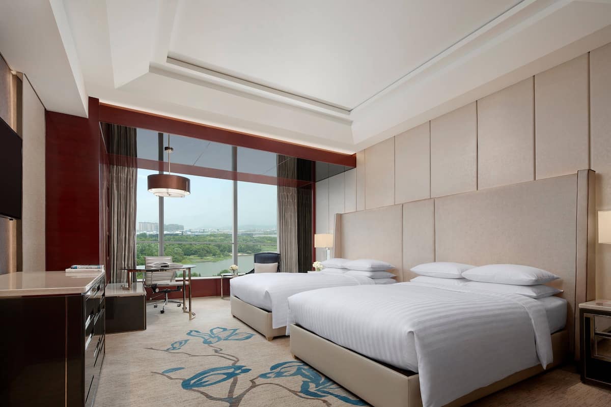 Premium bedding, free minibar, in-room safe, individually decorated