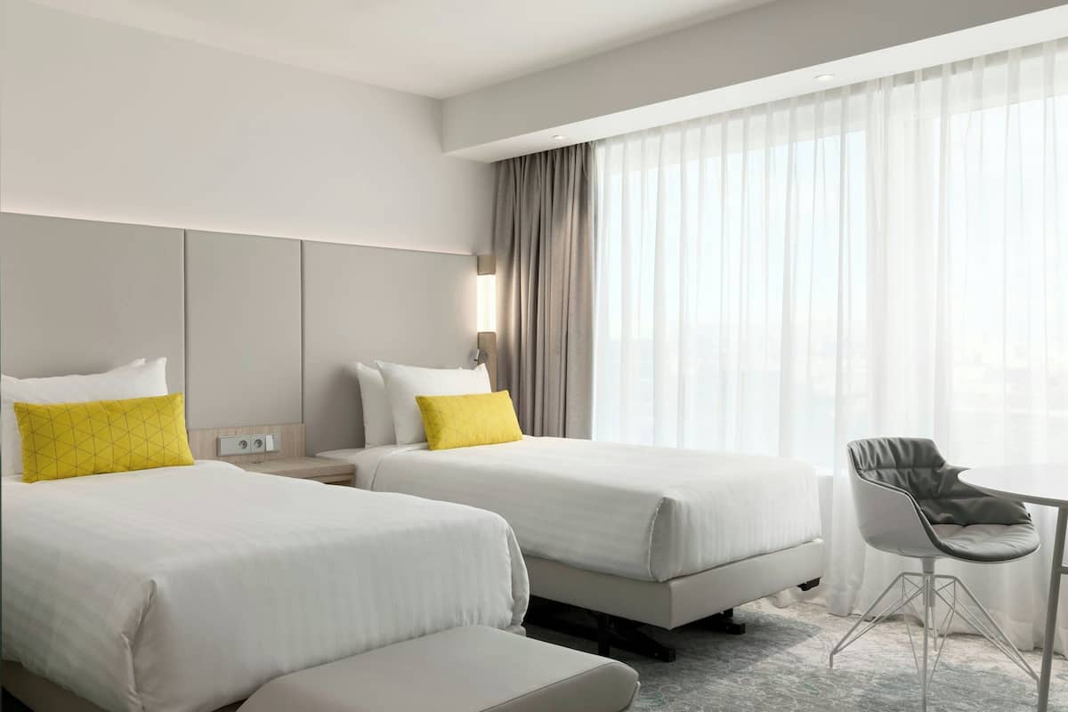 Kamer | 1 slaapkamer, luxe beddengoed, een kluis op de kamer, een bureau