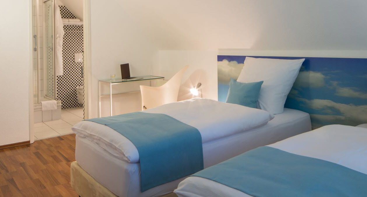 in-room safe, cots/infant beds, rollaway beds, bed sheets