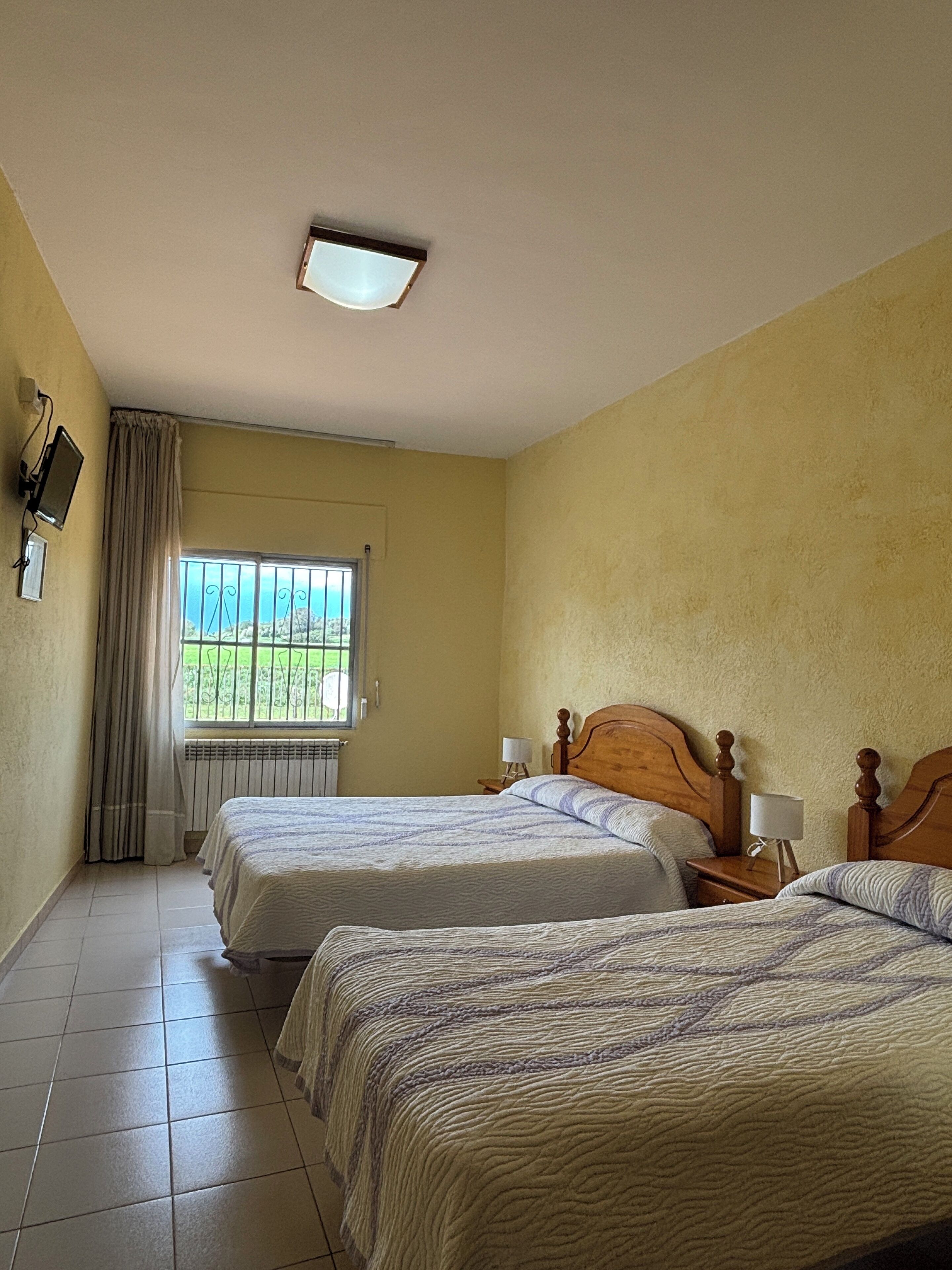 Photo - Hostal Avi Pep