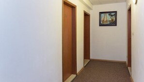 Interior entrance - Hotel Kirios (Nessebar)