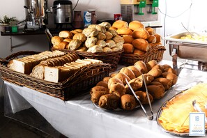 Tägliches inbegriffenes Frühstücksbuffet