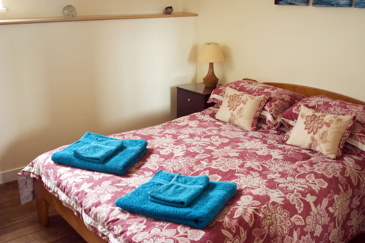 Double Room | 1 bedroom, individually decorated, individually furnished
