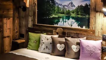 Romantic Chalet | Soundproofing, free WiFi, bed sheets