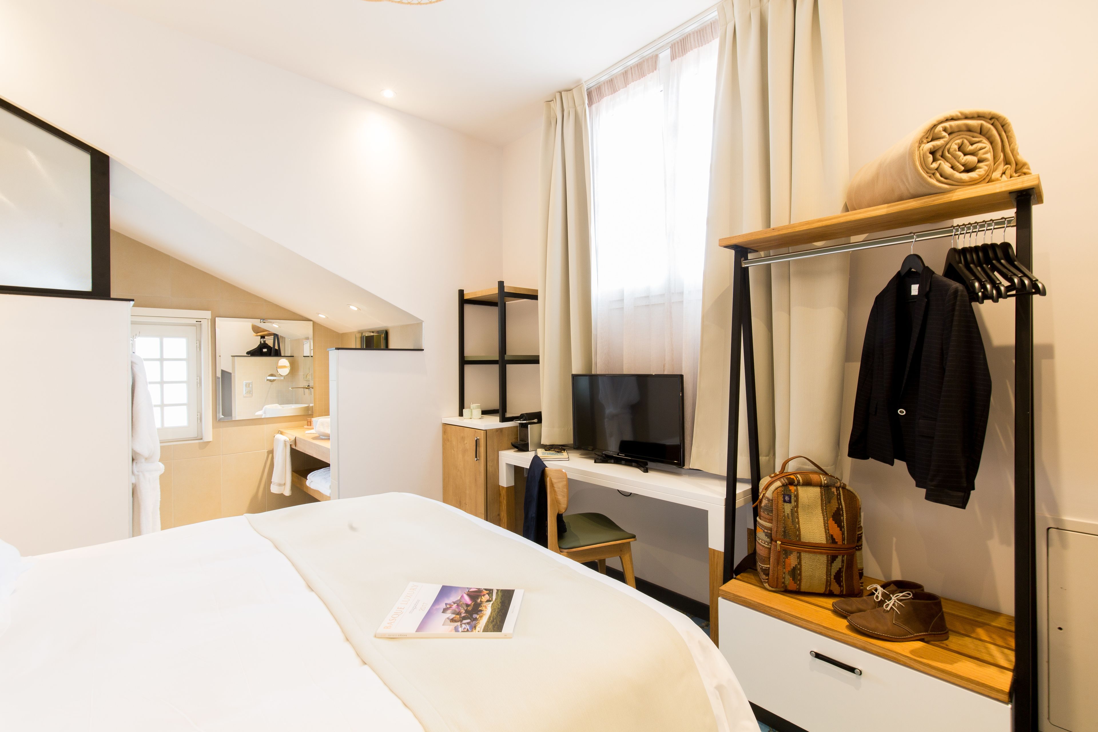 premium bedding, minibar, in-room safe, individually decorated