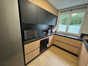 Private kitchen - Une chambre dans un appartement, chez l’habitant (Ablon-sur-Seine)