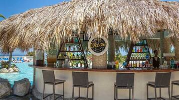 Poolside bar