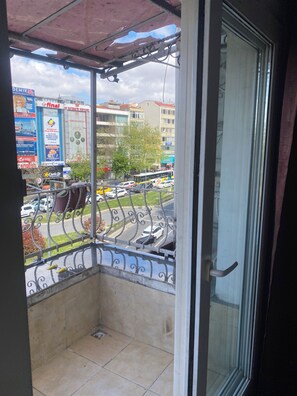 Exterior - Bufes Hotel (Istanbul)