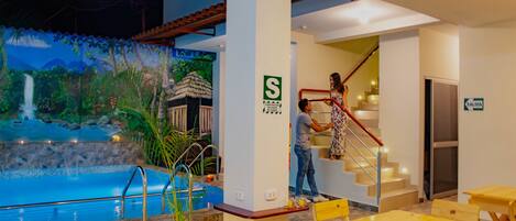 Ilmainen päivittäinen mannermainen aamiainen