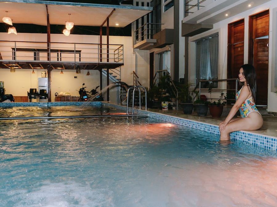 2 piscines extérieures