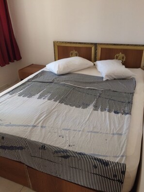 Sistema de insonorización, wifi gratis y ropa de cama 