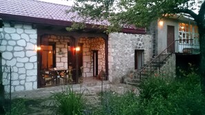 Courtyard - Old Tatev (Tatev)