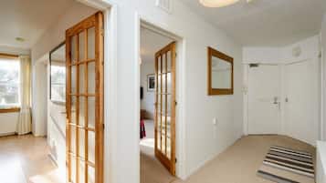 Apartment, Multiple Beds | Interior