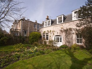 House, Multiple Beds | Garden