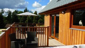 Cabin, Multiple Beds | Terrace/patio