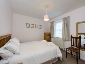 Ferienhaus, Mehrere Betten | 3 Schlafzimmer, Bügeleisen/Bügelbrett, kostenloses WLAN, Bettwäsche