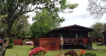Bluebell Lodge 3 with Hot Tub