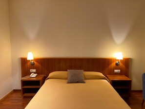 In-room safe, desk, laptop workspace, blackout drapes