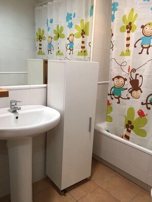 Bungalow, Terrace | Bathroom