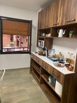 Café da manhã continental todos os dias mediante uma taxa