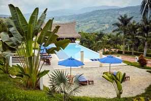 Alberca al aire libre 