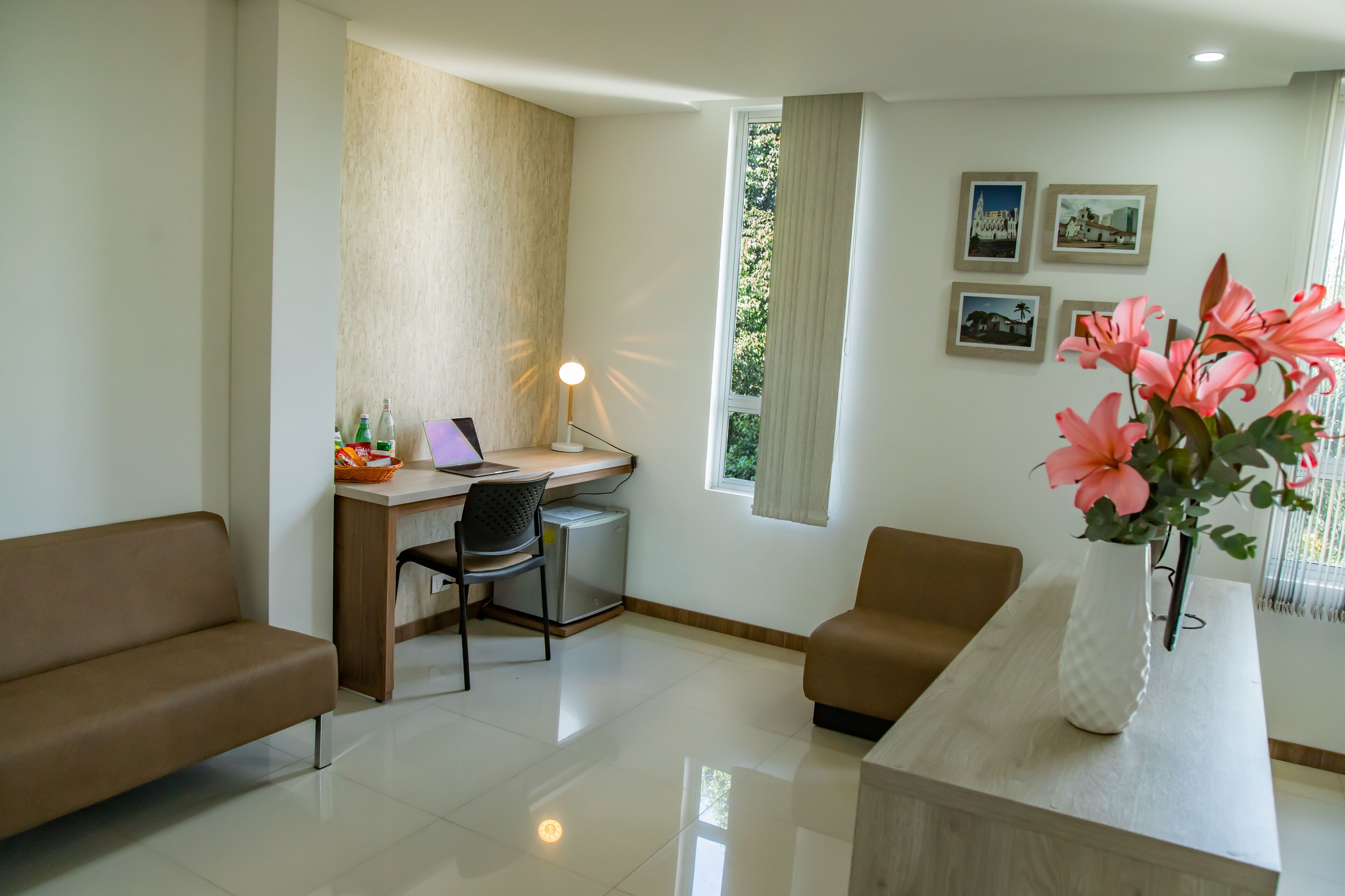 junior room, 1 king bed | living area | lcd tv, netflix, streaming services