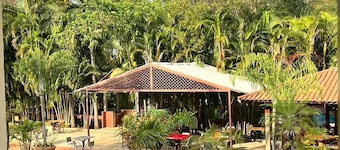Mariá Plaza Hotel