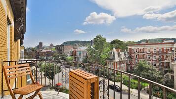 1 bedroom, premium bedding, individually decorated