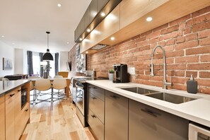 1 habitación, ropa de cama de alta calidad y decoración personalizada 