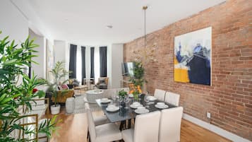 Comfort Apartment (Unit 6) | 1 bedroom, premium bedding, individually decorated